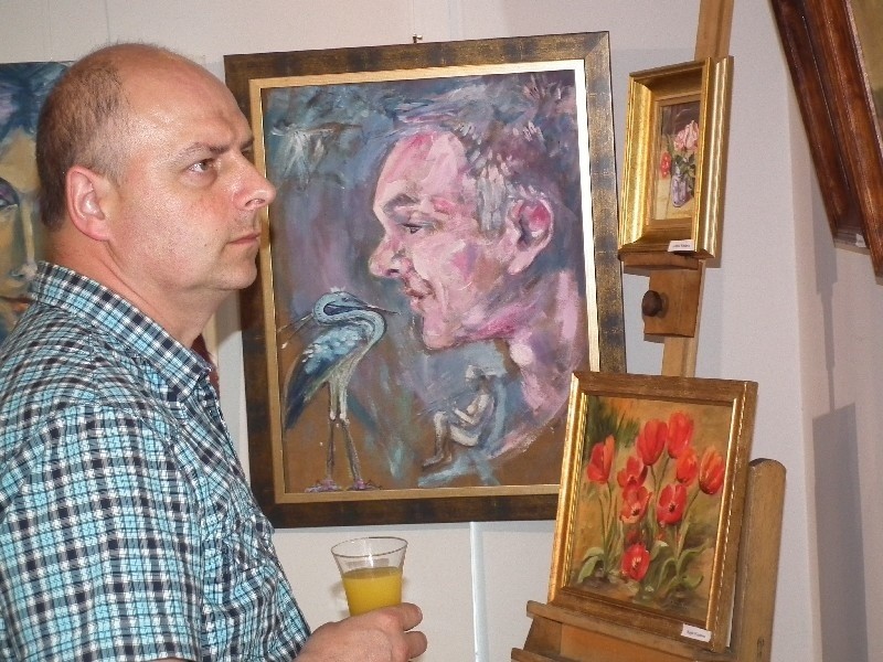 Na wystawie prezentowane są między innymi portrety