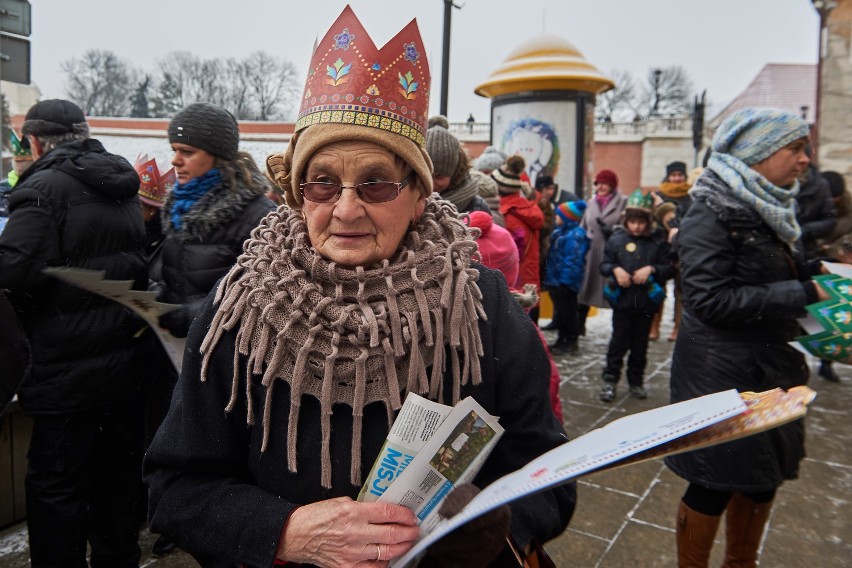 Orszak Trzech Króli w Lublinie: Za gwiazdą do Dzieciątka (ZDJĘCIA, WIDEO)