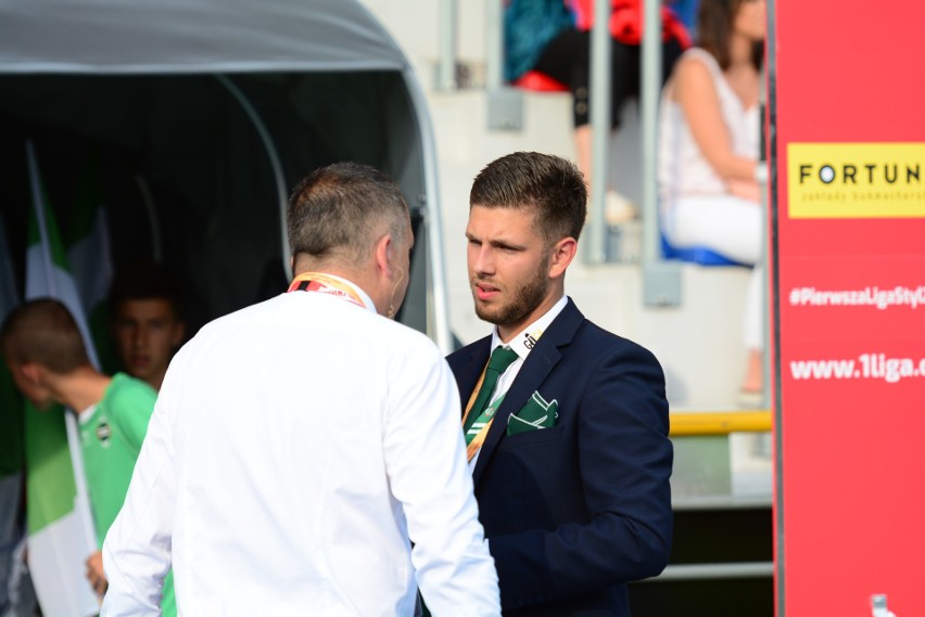 Radomiak Radom pokonał GKS Tychy 2:1. Gole dla Radomiaka strzelali, Damian Nowak Maik Karwot. Mecz obejrzało ponad 4000 widzów