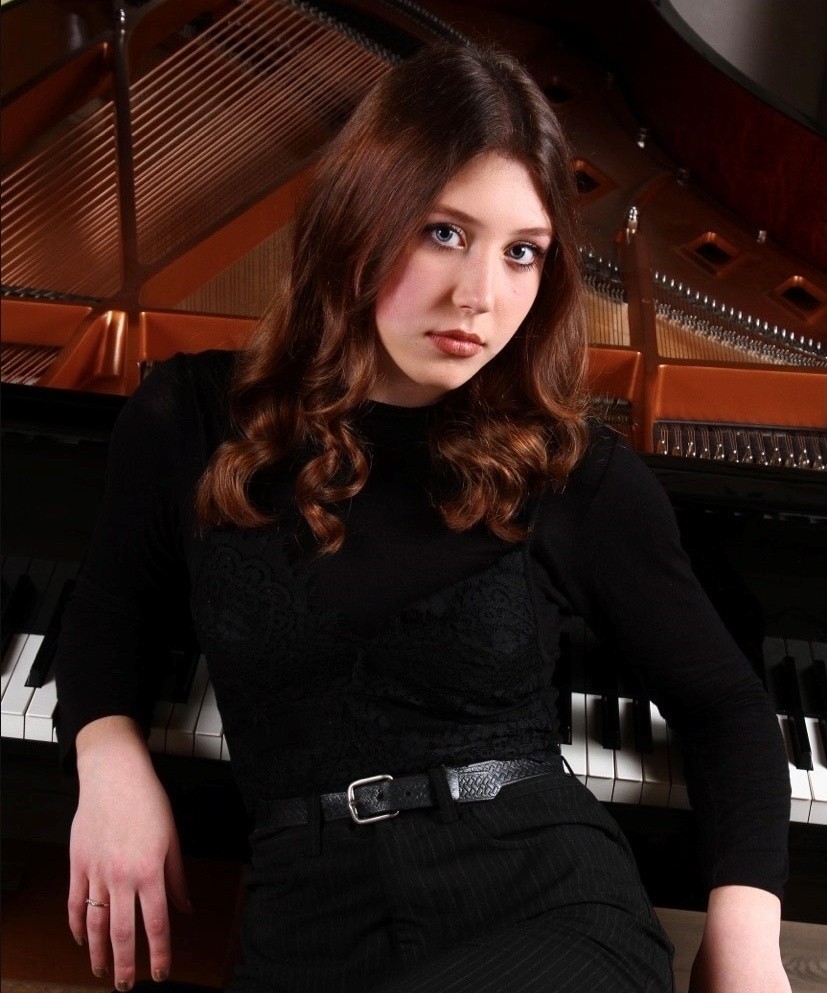 Alisa Zviezdova (fortepian)