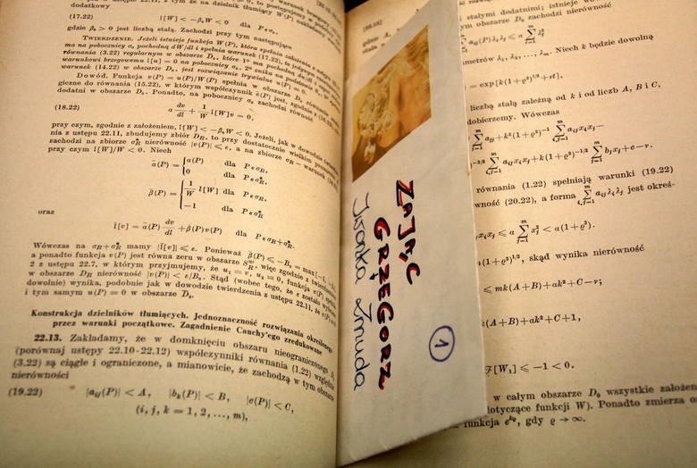 List miłosny znaleziony w książce do matematyki. Grzegorz i Iwonka odnalezieni! 