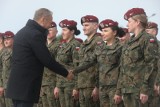  Premier Donald Tusk w Karakulach. Spotkanie z żołnierzami Wojska Polskiego i funkcjonariuszami Straży Granicznej