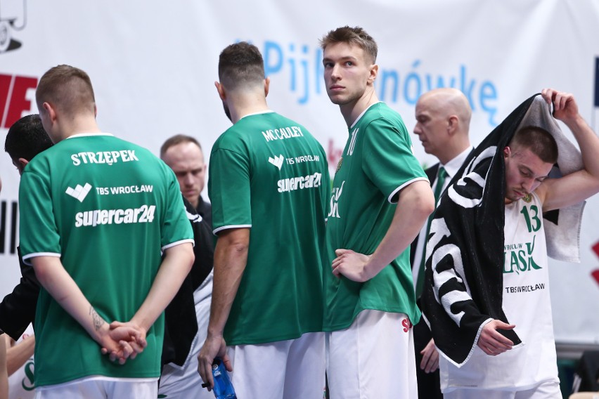 Śląsk Wrocław - Anwil Włocławek 107:77. Koszykarze Śląska wygrali 99. Świętą Wojnę demolując Anwil (WYNIK 19.01.2021, RELACJA)