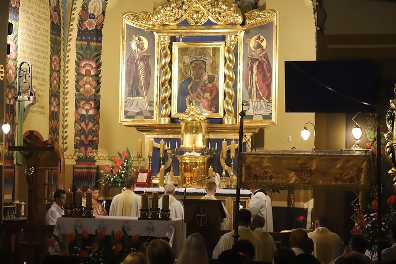 Do Szpitalnej Kaplicy pod wezwaniem Matki Boskiej Częstochowskiej w Kobierzynie po renowacji wrócił odnowiony ołtarz i tabernakulum