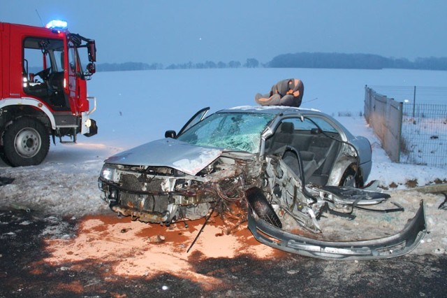 Tak wyglądało auto 29-latki, w które uderzył golf kierowany przez pijanego kierowcę.