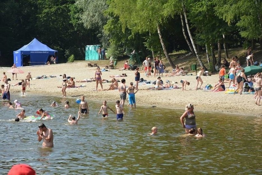 Kąpielisko Balaton podzielono na pół. Dlaczego?