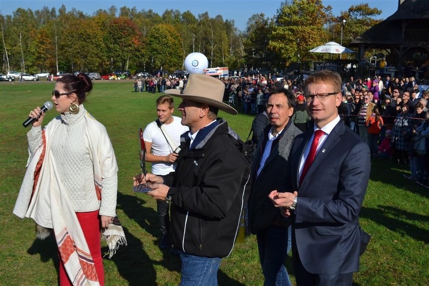 Hubertus 2014. Jeźdźcy z całego regionu opanowali zamkowe...