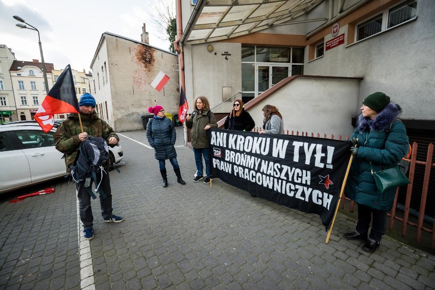 13.02.2020 bydgoszcz pip panstwowa inspekcja pracy protest ....