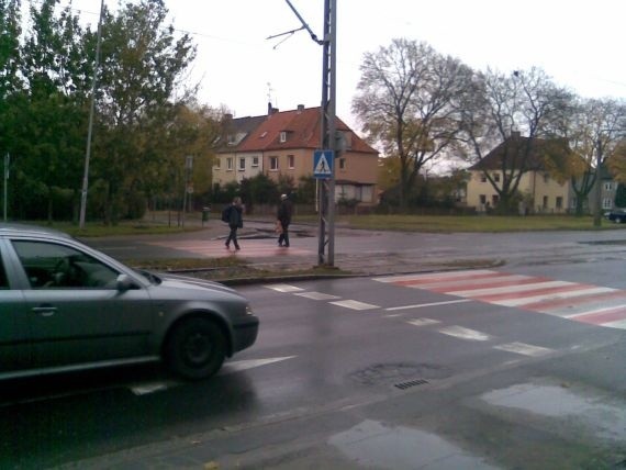 Niebezpieczne, zdaniem Pana Tomasza skrzyżowanie  ulic Ku Słońcu i Źródlanej.