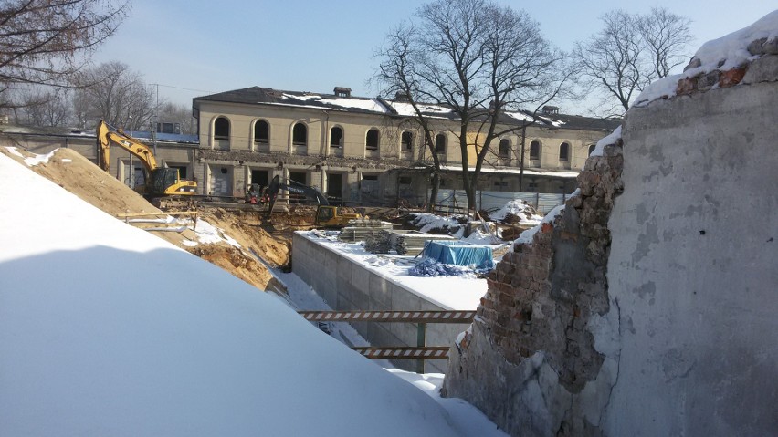 Sosnowiec-Maczki: remontowany dworzec bez dachu [ZDJĘCIA + WIDEO]