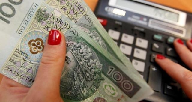 Co dla Polaków oznacza wprowadzenie podatku bankowego
