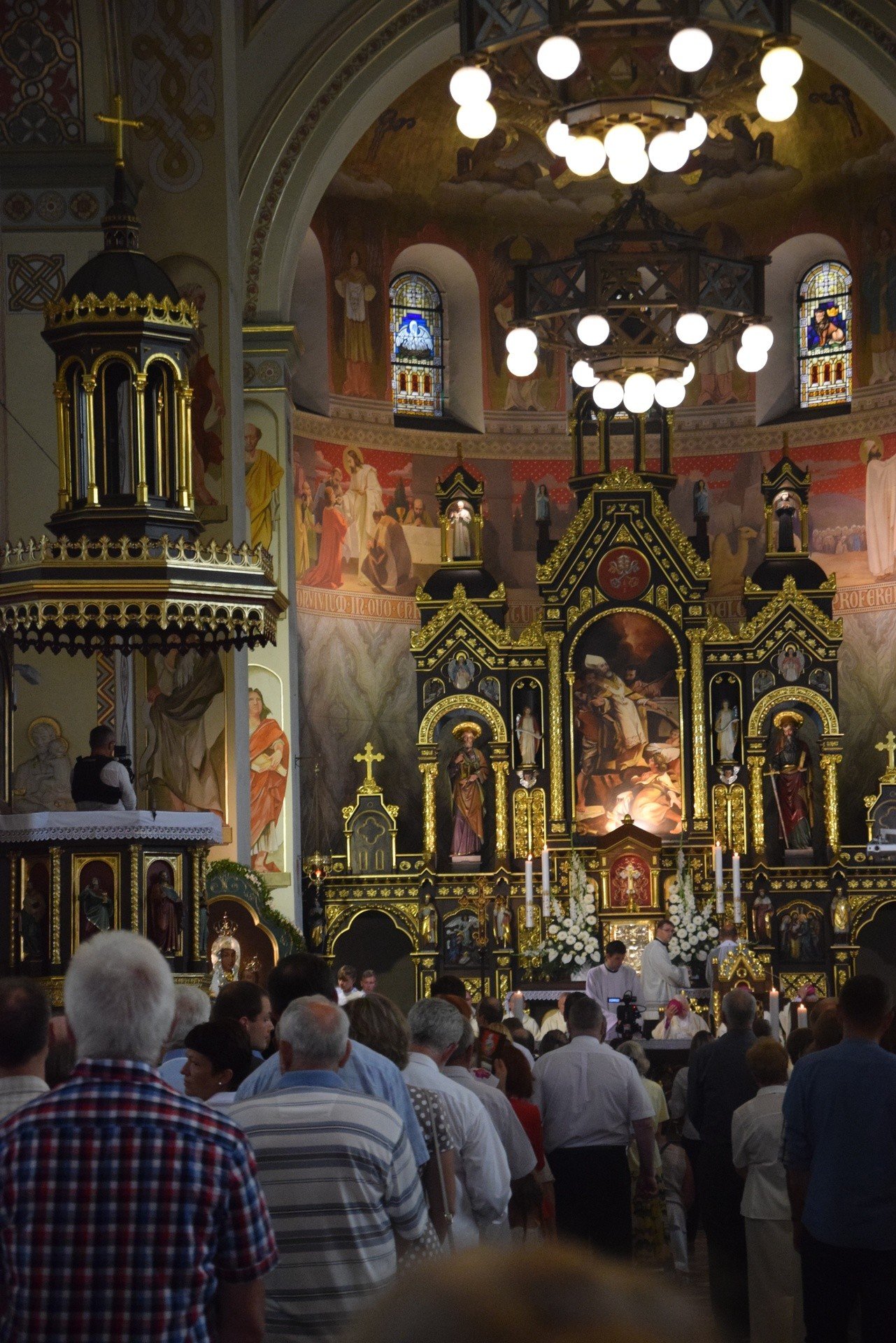 Bazylika św. Wojciecha w Mikołowie: Koronacja Matki Bożej Mikołowskiej  ZDJĘCIA | Dziennik Zachodni