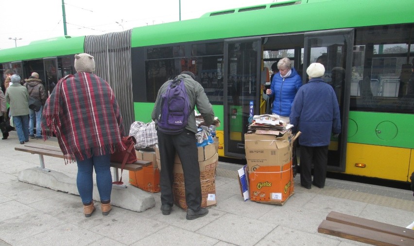 Dlaczego w poznańskich autobusach i tramwajach śmierdzi? [ZDJĘCIA CZYTELNIKA]