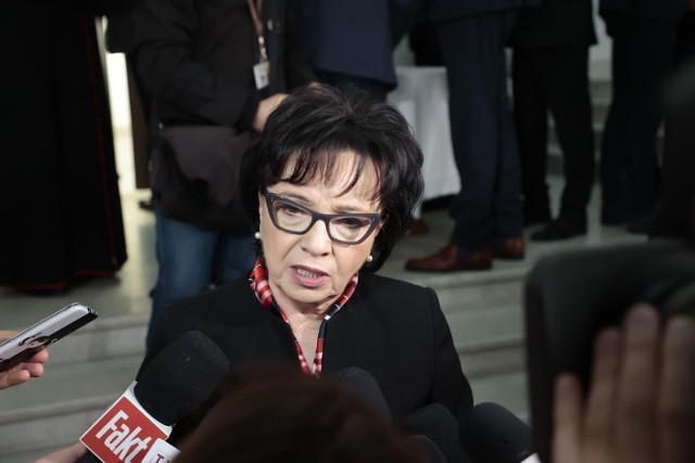 Elżbieta Witek zdecydowanie zreagowała na publikącję Radia Zet. "Dla mojej rodziny i mnie samej artykuł to niewyobrażalne i niezrozumiałe cierpienie" - stwierdziła marszałek Witek.