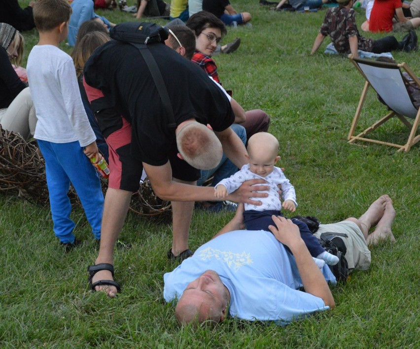 Miechowski Gadafest po raz kolejny zgromadził amatorów muzyki, która „płynie z trzewi” 