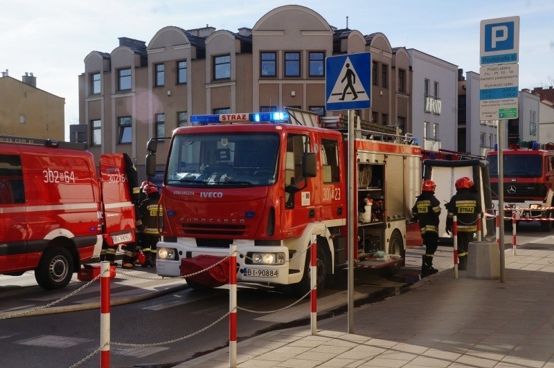 II komisariat. Nieznana substancja w budynku