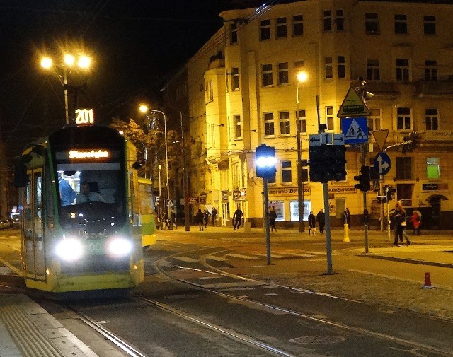 Jak informuje ZTM, przez dwie najbliższe noce tramwaje linii 201 kursować będą zmienioną trasą.