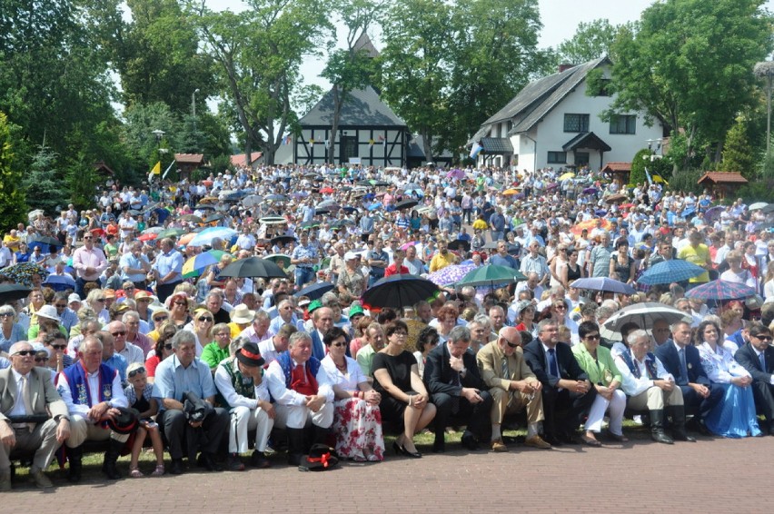 Odpust w Sianowie 2015. Przybyło tysiące pielgrzymów...