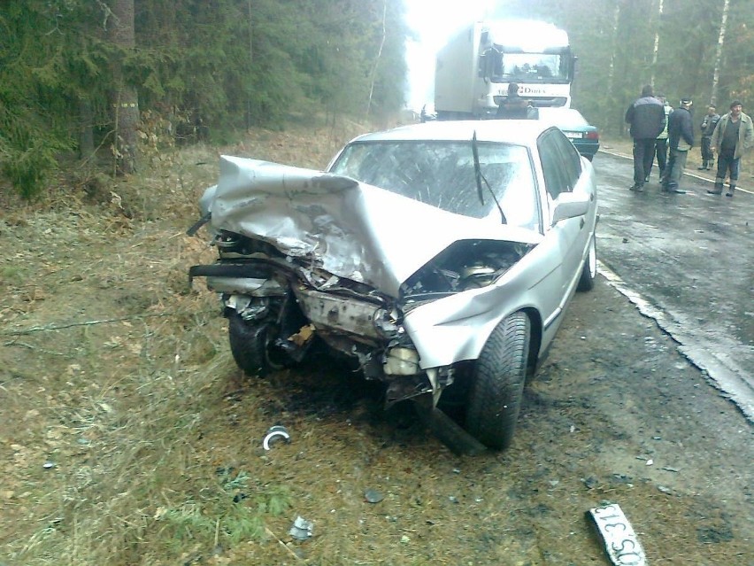Na trasie Myszyniec - Chorzele zderzyły się cztery auta.