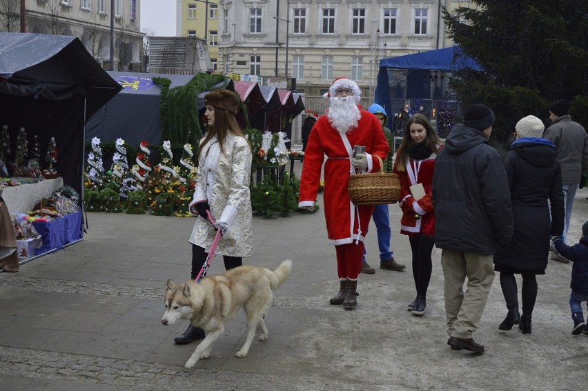 Gorlice. Na rynku zrobiło się świątecznie