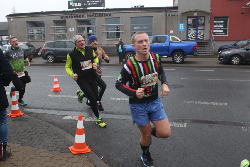 Druga Dycha do Maratonu. Biegacze rywalizowali na nowej trasie (ZDJĘCIA)