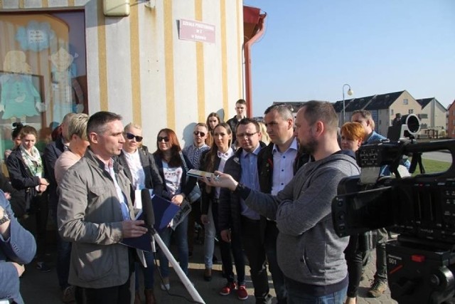 Protest rodziców w Bytowie