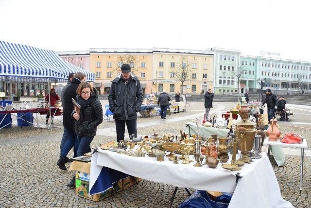 Dziś o godz. 8 już po raz kolejny w Białymstoku rozpoczął się Rynek Staroci.