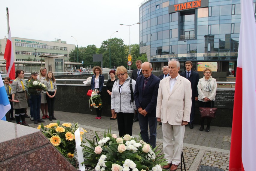 Dziś w Sosnowcu świętowano urodziny Jana Kiepury. Były kwiaty i konkursy