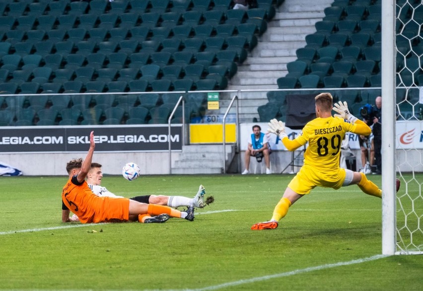 W lipcu Legia wygrała z Zagłębiem 2:0