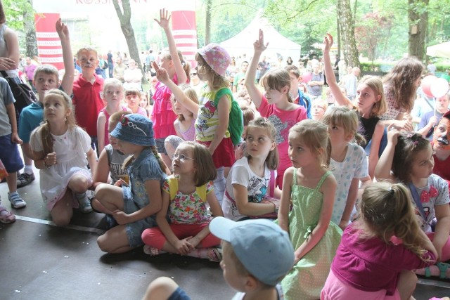 W imprezie "Rossmann Dzieciom" co roku bierze udział kilkanaście tysięcy dzieci z Łodzi i regionu