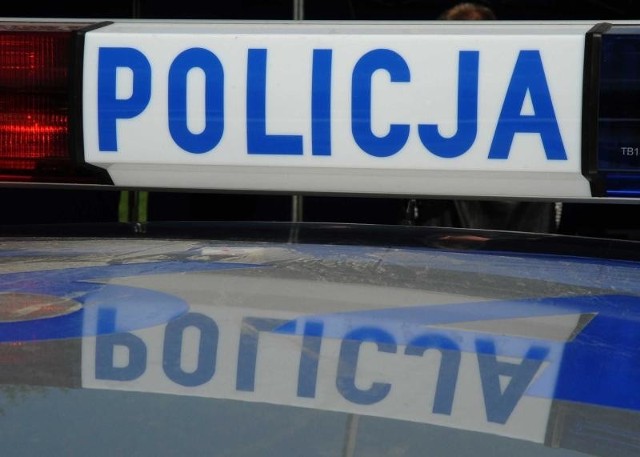 Policja prosi o kontakt wszystkie osoby posiadające jakiekolwiek informacje na temat wypadku w Ostrowie.