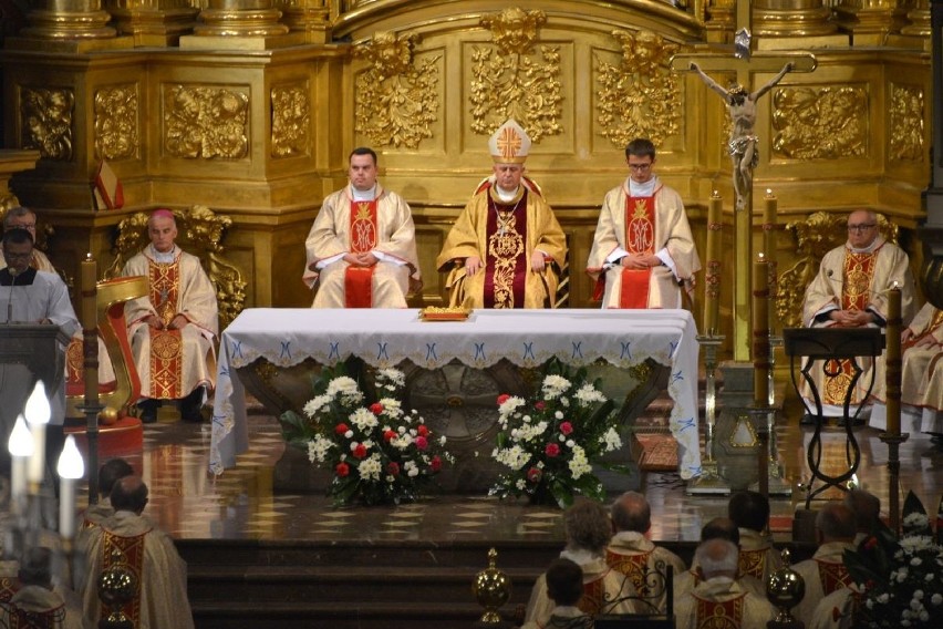 Msza w intencji biskupa Kazimierza Ryczana w kieleckiej katedrze