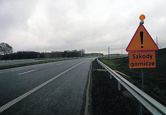 Na trasie ograniczono prędkość do 80 km/h