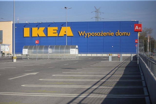 07.11.2020 KatowiceSklep IKEA w Katowicach, jak wszystkie placówki tej sieci w Polsce, jest zamknięty od 7 listopada 2020.Zobacz kolejne zdjęcia. Przesuwaj zdjęcia w prawo - naciśnij strzałkę lub przycisk NASTĘPNE