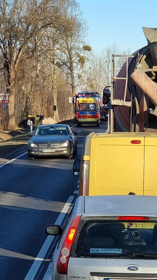 Protasy. Wypadek na DK19 przy zjeździe do Rafałówki....