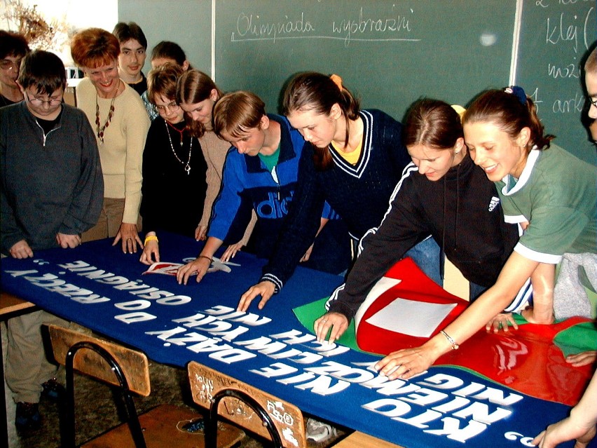 Wspominamy jak wyglądały kiedyś lekcje w szkołach w...