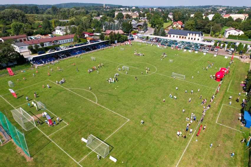 Inauguracja VII edycji ORLEN Beniaminek Soccer Schools Ligi w Jedliczu
