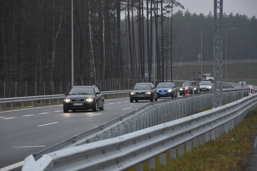 Trasa Kaszubska oficjalnie otwarta! Droga ekspresowa S6 na odcinku Bożepole Wielkie – Gdynia Wielki Kack już służy kierowcom | ZDJĘCIA