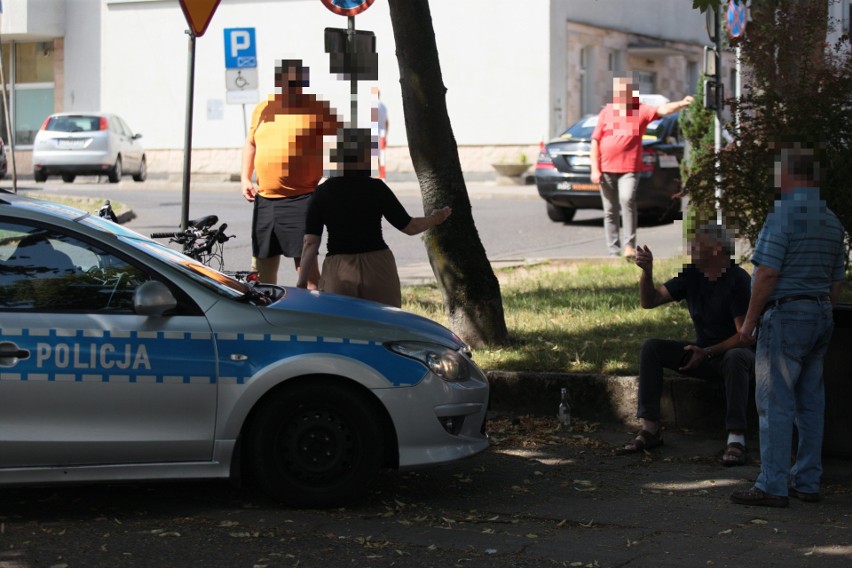 Potrącenie rowerzysty na ul. Kołłątaja w Słupsku (zdjęcia)