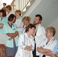 Podczas strajku pracownicy szpitala domagali się podwyżek.