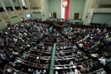 Podwyżki dla samorządowców i prezydenta. Projekt nowelizacji ustawy trafił w poniedziałek do Sejmu