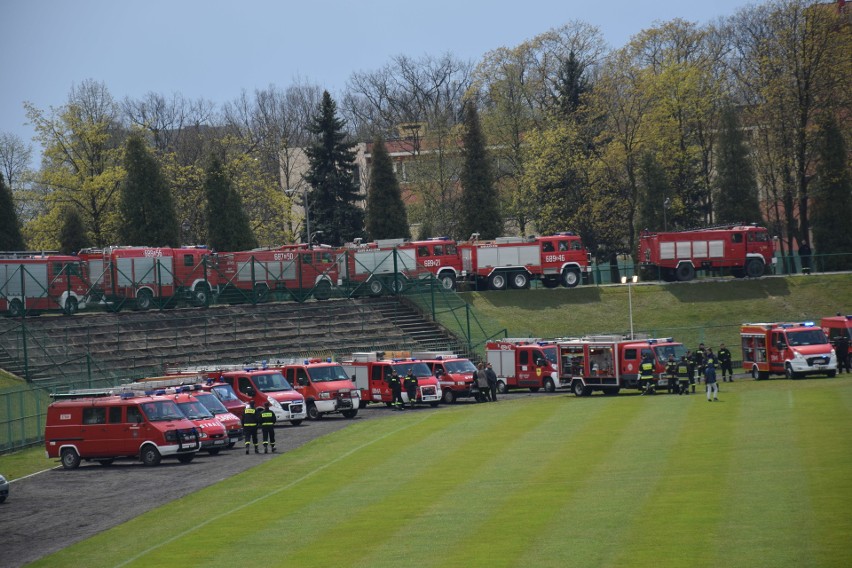 Wyjątkowy piknik strażacki w Zawierciu: Strażacy chcą pomóc 12-letniemu Mikołajowi ZDJĘCIA