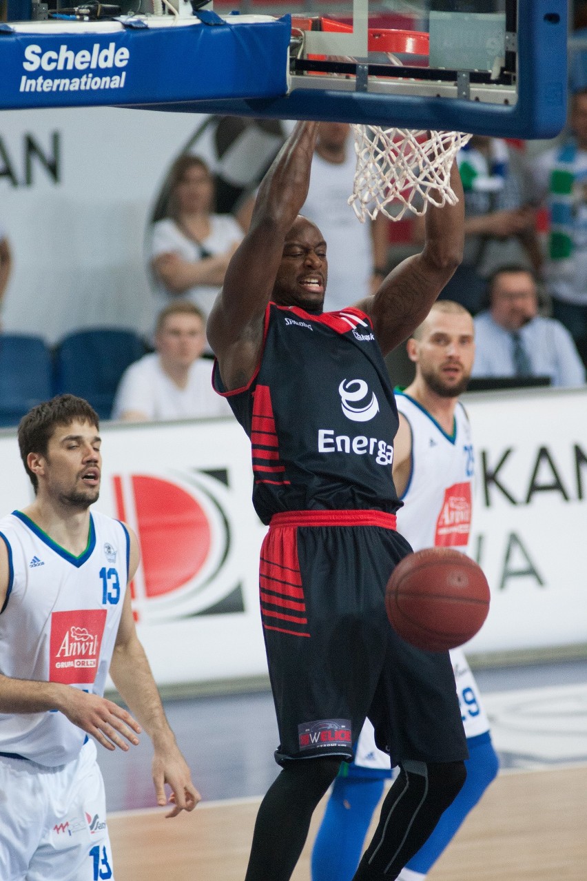 Czarni w półfinale! Anwil Włocławek - Energa Czarni 62:67 [zdjęcia, wideo]