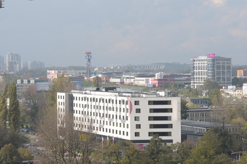 Jak wyglądają Katowice z dachu hotelu Silesia? [ZOBACZCIE ZDJĘCIA]