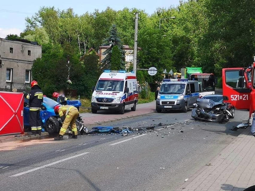Wypadek w Mysłowicach. Trzy osoby zostały ranne w zderzeniu...