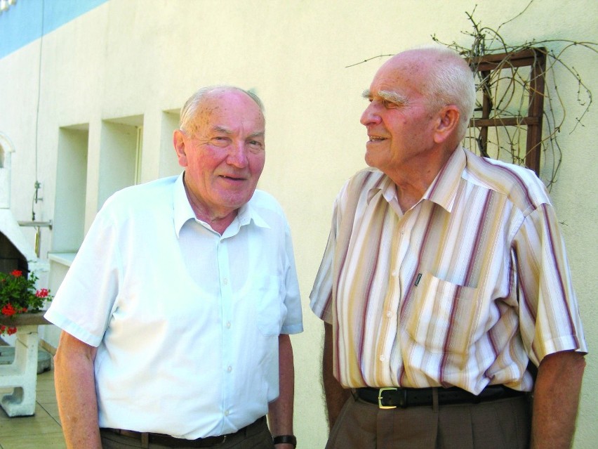 Benon Brzezicha (po lewej) i inż. Zbigniew Jeliński, były...