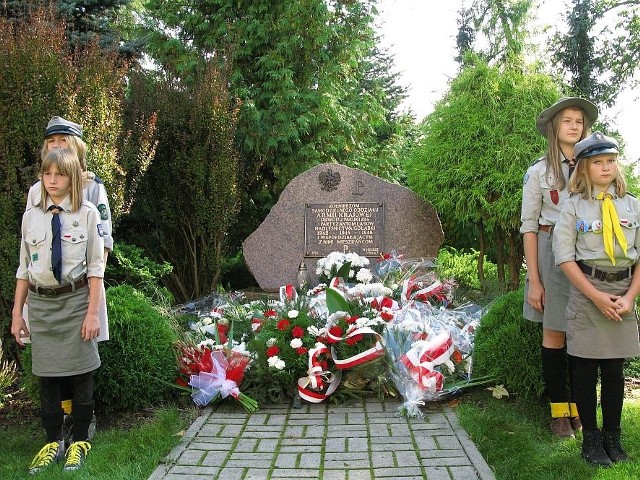 Pomnik poświęcony żołnierzom AK obwód Pałuki. Wartę przy nim pełnili harcerze ze Żnina.