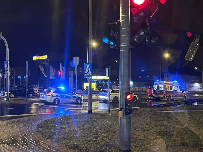 BMW potrąciło pieszego na zakopiance pod Krakowem                     