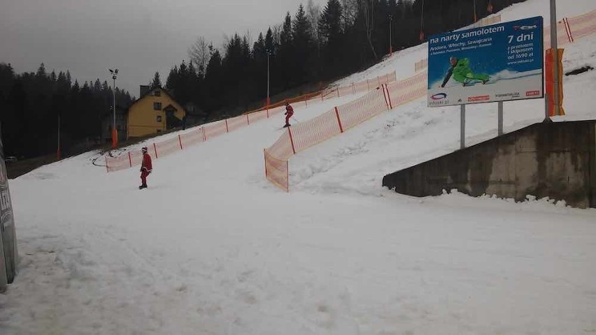 Warunki narciarskie w Beskidach: Można szusować, ale nie wszędzie [ZDJĘCIA]