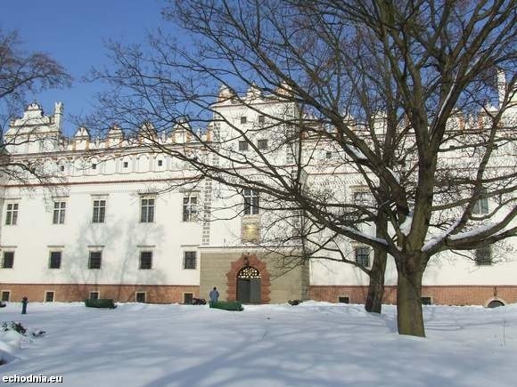 Mały Wawel czyli zamek w Baranowie Sandomierskim, to jedno z częściej odwiedzanych miejsc przez turystów na Podkarpaciu.